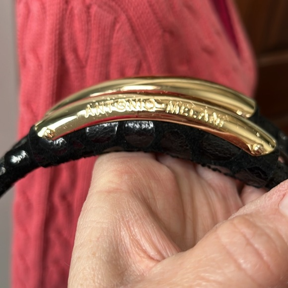 Antonio Melani  NWOT  large shoulder Suede & patent leather  Black stone pattern - Picture 10 of 17